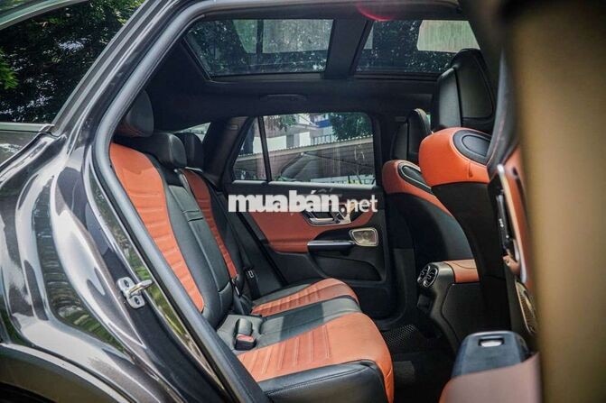 Mercedes GLC 300 All New 2023 Xám Titan cực đẹp