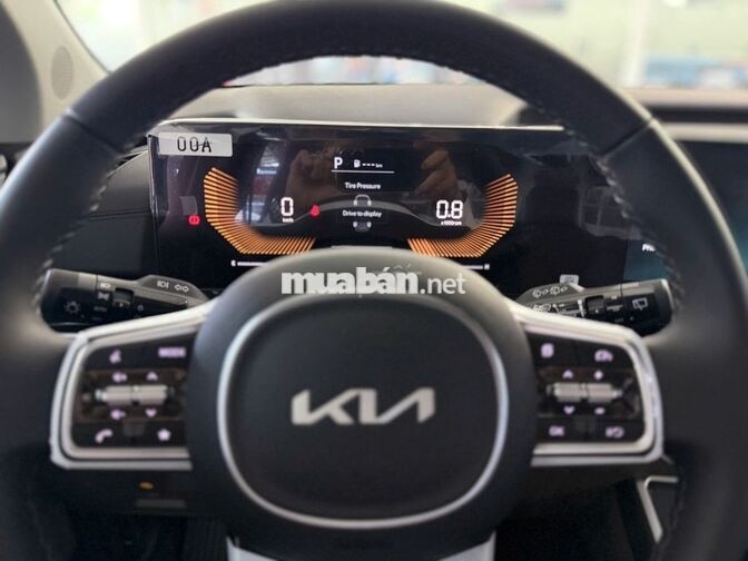 Kia New Carnival Luxury 8 chỗ 2025 Mới 100%
