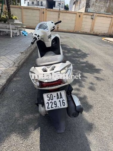 Honda Lead 2025 Trắng 10.000 km