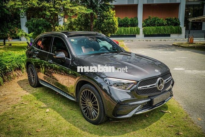 Mercedes GLC 300 All New 2023 Xám Titan cực đẹp