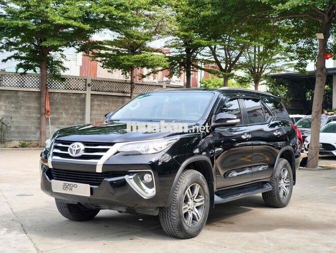 Fortuner 2017 AT Xăng Cọp 49.000km Full LS hãng