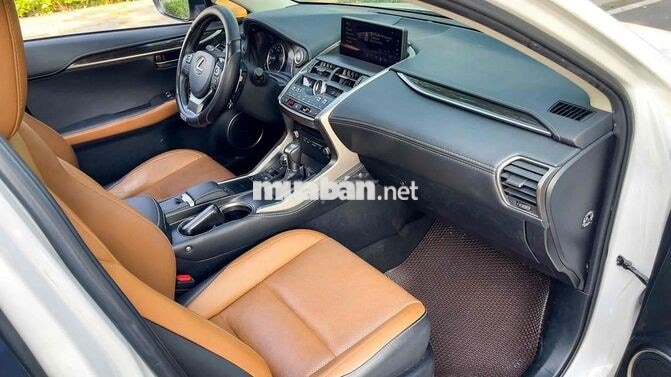 Lexus NX300 2019 Trắng 9 vạn km