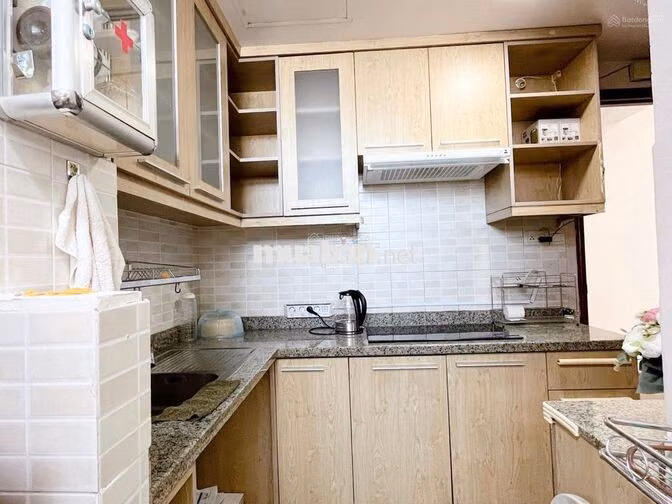 CHÍNH CHỦ CHO THUÊ CĂN HỘ TẢN ĐÀ COURT ĐƯỜNG TẢN ĐÀ - 74M2,2PN13TR/TH