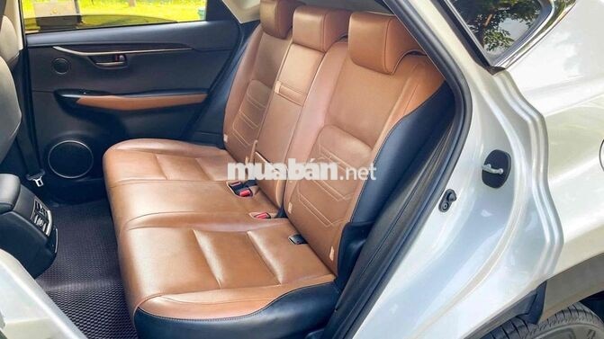 Lexus NX300 2019 Trắng 9 vạn km