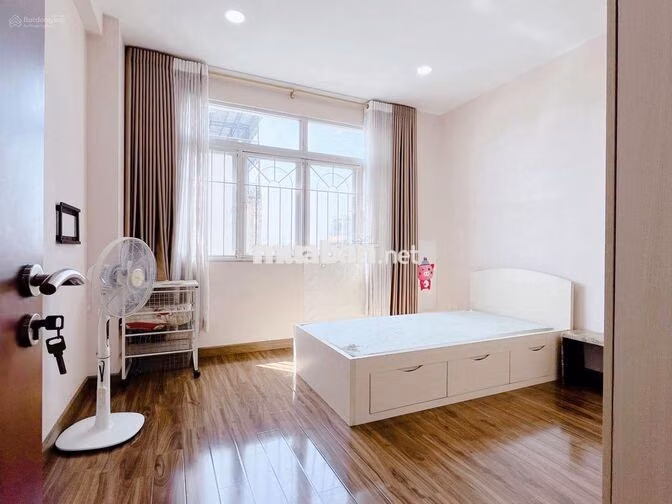 CHÍNH CHỦ CHO THUÊ CĂN HỘ TẢN ĐÀ COURT ĐƯỜNG TẢN ĐÀ - 74M2,2PN13TR/TH