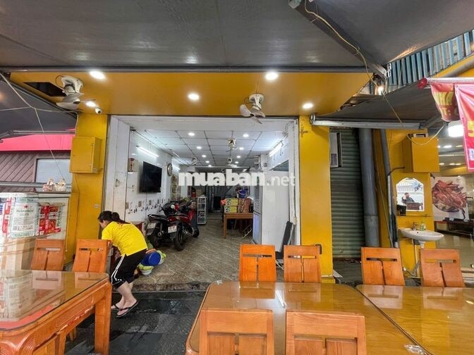 VỊ TRÍ ĐẸP, CÓ LỀ GẦN NGAY NGÃ 6 PHÙ ĐỔNG SỐ 9 NGUYỄN THỊ NGHĨA QUẬN 1