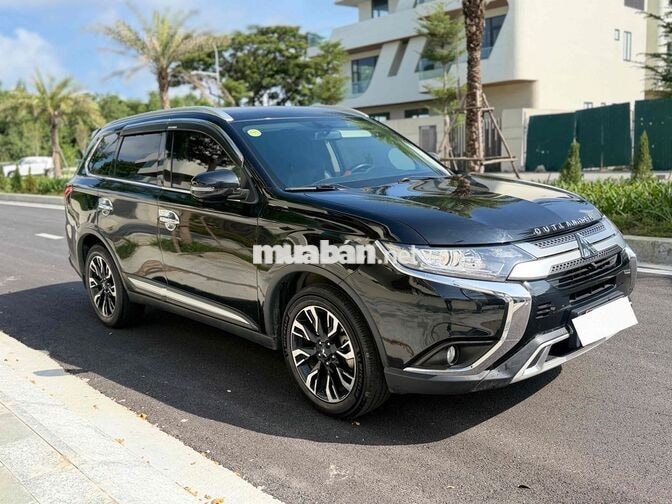 Mitsubishi Outlander 2.0 CVT 2021 Đen 62000 km