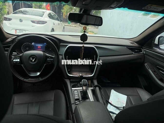 VinFast Lux A2.0 2019 Trắng 11 vạn