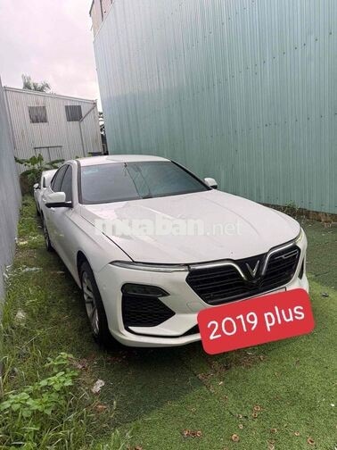 VinFast Lux A2.0 2019 Trắng 11 vạn