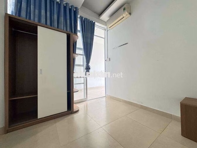 CHO THUÊ CĂN 2PN,BANCON 60m2 NGAY CẦU NHỊ THIÊN ĐƯỜNG