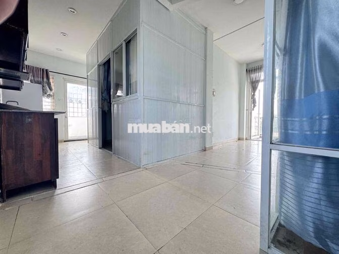 CHO THUÊ CĂN 2PN,BANCON 60m2 NGAY CẦU NHỊ THIÊN ĐƯỜNG