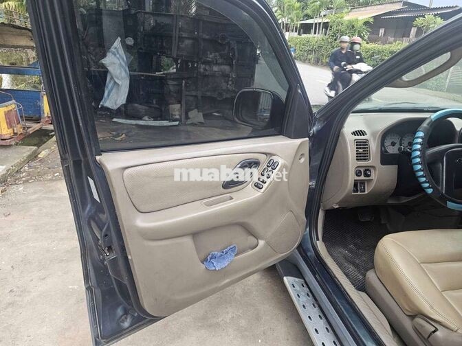 Ford Escape 2002 Tự động Xanh