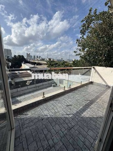 CHO THUÊ CĂN 2PN,BANCON 60m2 NGAY CẦU NHỊ THIÊN ĐƯỜNG