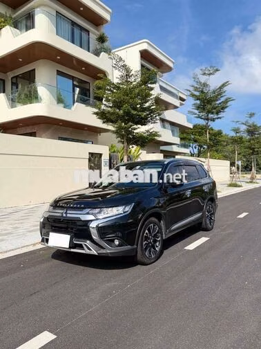 Mitsubishi Outlander 2.0 CVT 2021 Đen 62000 km