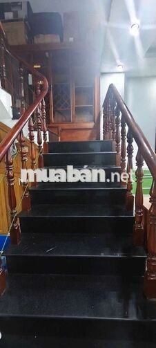 Cho Thuê Nhà  Lầu Trung Tâm Hành Chính Dĩ An