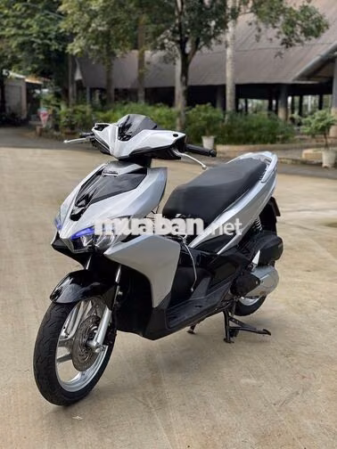 Air Blade 125 đời 2018 khoá smarkey full mới