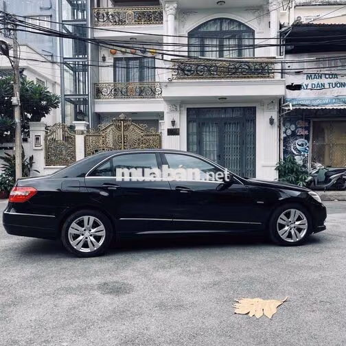 Mercedes-Benz E250 2011 Đen 110.000 km
