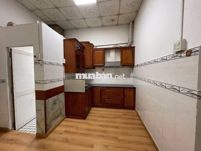 cho thuê nhà trệt 2pn hẻm 311 Nguyễn Văn Cừ