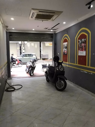 CHO THUÊ NHÀ KDT ĐỀN LỪ 2– 30M² X 5 TẦNG – KINH DOANH
