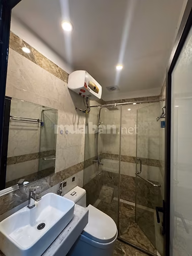 CHO THUÊ NHÀ KDT ĐỀN LỪ 2– 30M² X 5 TẦNG – KINH DOANH
