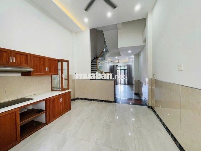 CHO THUÊ NHÀ 3 LẦU KHU DÂN CƯ PHÚ HỒNG THỊNH NGAY QL 1K