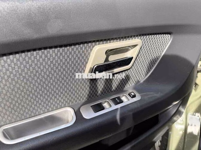 Teraco V6 Van 2023 Xanh 7 vạn