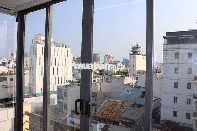 MT KÍNH DOANH SÁT Q3 - 3,2*12,5 - GIÁ 16,5 TỶ CÒN TL 