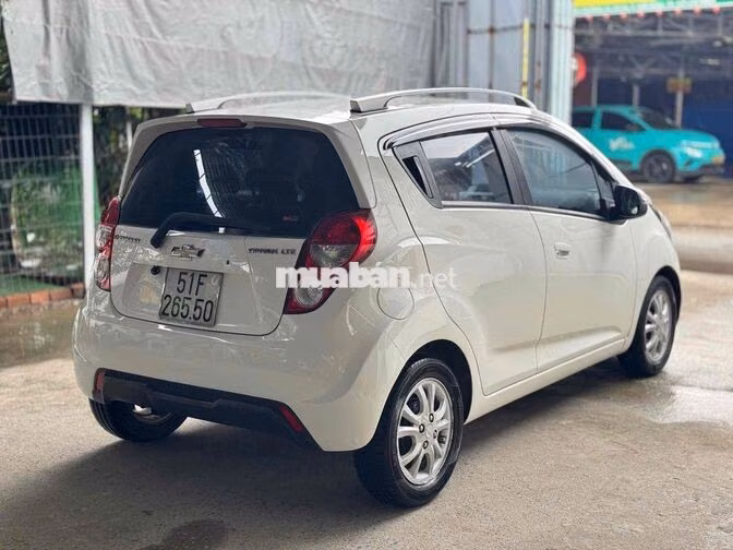 Chevrolet Spark LTZ 2015 70000 km Trắng
