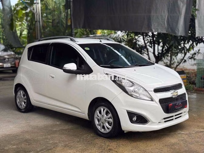 Chevrolet Spark LTZ 2015 70000 km Trắng