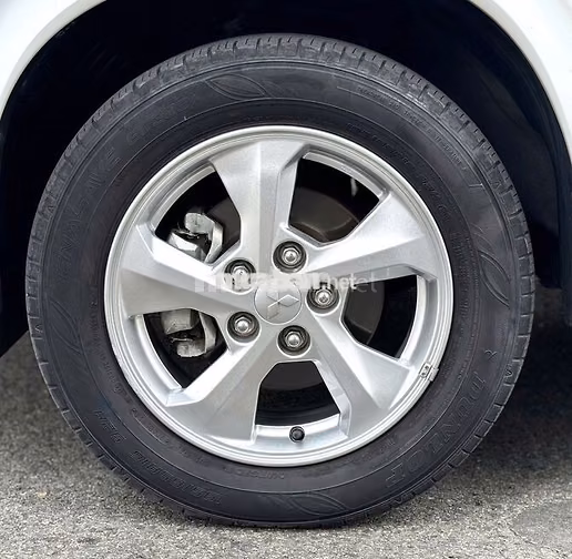 Mitsubishi Xpander model 2024 1.5 AT Trắng Tự động