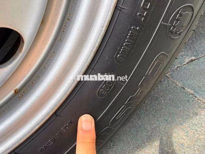 Teraco V6 Van 2023 Xanh 7 vạn