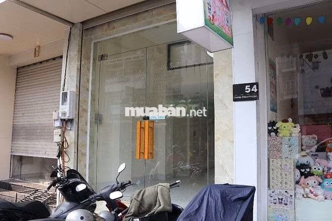MT KÍNH DOANH SÁT Q3 - 3,2*12,5 - GIÁ 16,5 TỶ CÒN TL 