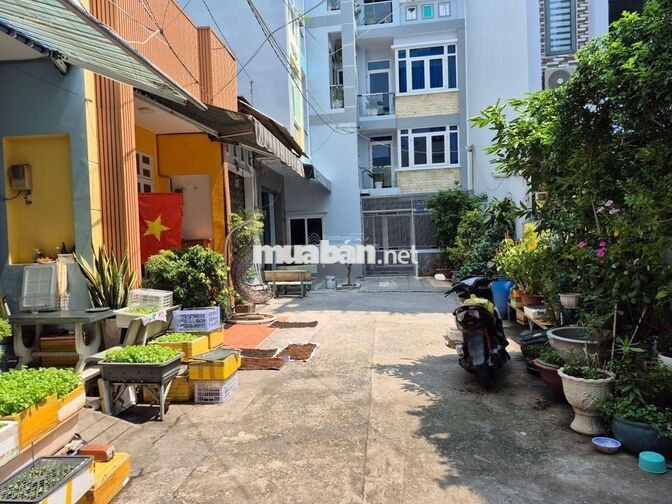 Cho thuê nhà riêng tại 14/5 Đô Đốc Chấn, Tân Sơn Nhì, 10 triệu, 70 m2