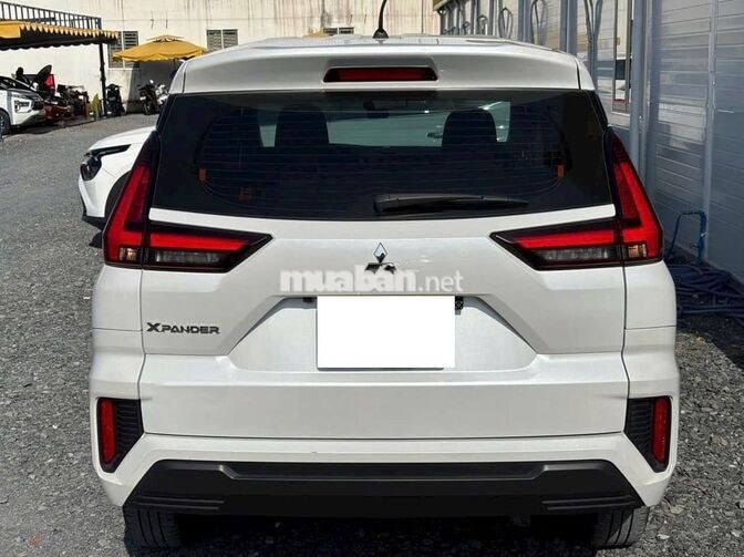 Mitsubishi Xpander model 2024 1.5 AT Trắng Tự động
