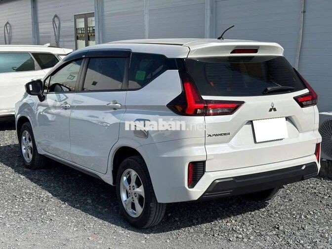 Mitsubishi Xpander model 2024 1.5 AT Trắng Tự động