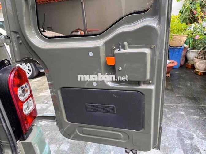 Teraco V6 Van 2023 Xanh 7 vạn