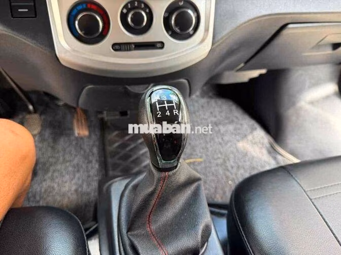 Teraco V6 Van 2023 Xanh 7 vạn