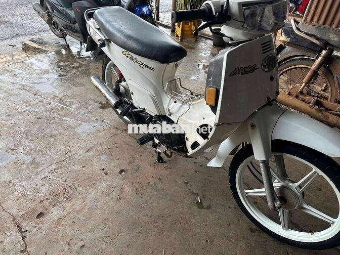 Max Neo 50 Trắng Xe số