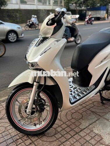Honda SH 125i 2022 Trắng (5k km rất mới )