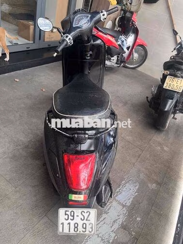 VESPA SPRINT 2014 [ XE NỮ CHẠY ]