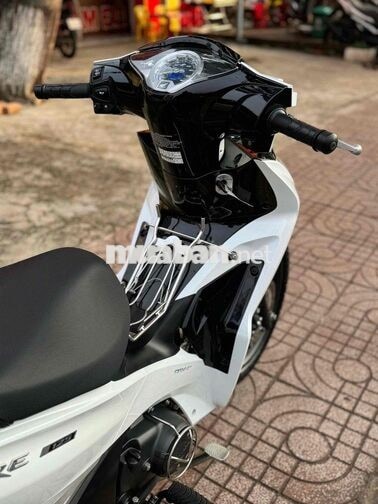 Honda Future 2025 LED Trắng Đen 2000 km 95%