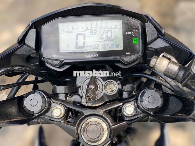 Suzuki Raider R150.SƠN ZIN MÁY ZIN. GÓP NXAU. 9chu
