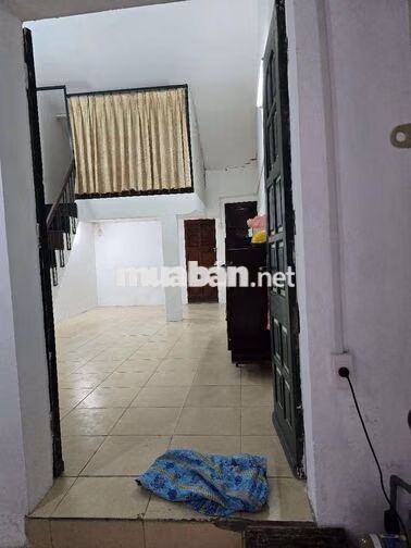 Nhà cấp 4 33m² + gác lửng, gần trường Ngô Quyền – Hồng Mai – 5,5tr