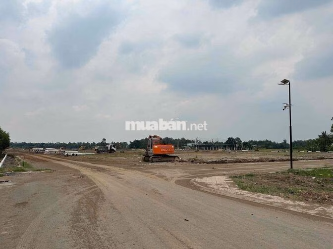 CHỦ NGỘP BANK–ĐẤT KHU PHÂN LÔ NEW CENTER BÌNH CHÁNH – 100M² CHỈ 2.9