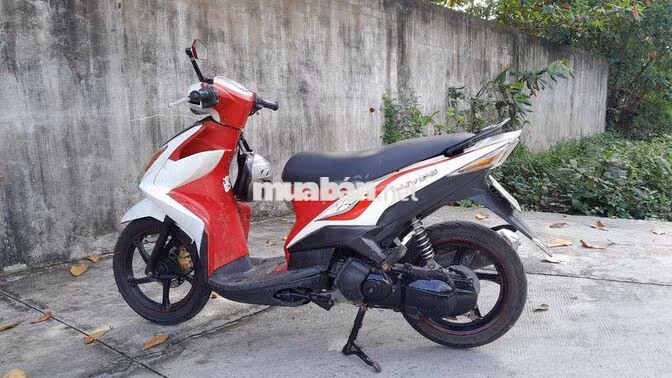 Yamaha Luvias 125 2013 Đỏ Trắng