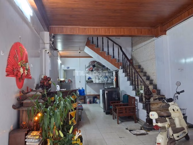 Cần sang nhượng nhà nghỉ ở Nguyễn Thị Định, Phường Trung Hoà