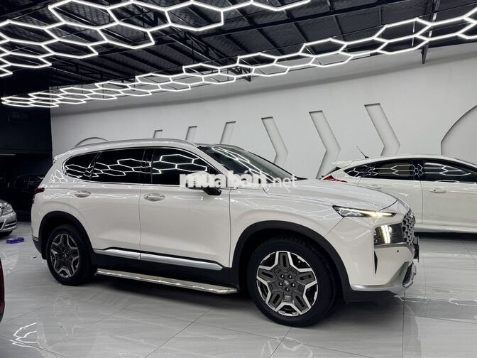 HYUNDAI SANTAFE MÁY DẦU CAO CẤP SX 2022