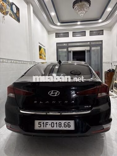Hyundai Elantra 2021 Đen 39.000km