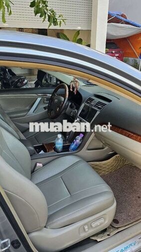 Toyota Camry 2.4G 2009 ghi xám
