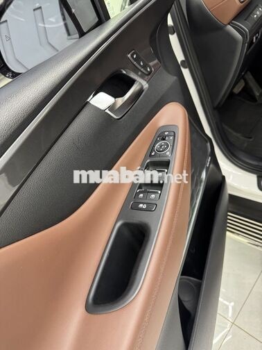 HYUNDAI SANTAFE MÁY DẦU CAO CẤP SX 2022